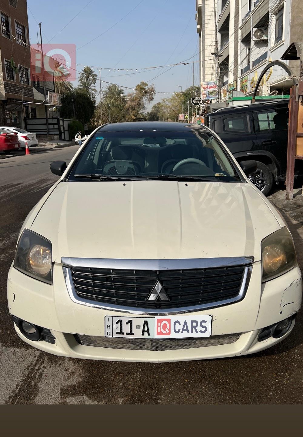 میتسوبیشی گلانت